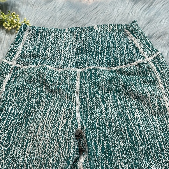 Buff Bunny Jacquard Teal High Rise Textured Leggings sz S - Picture 4 of 9